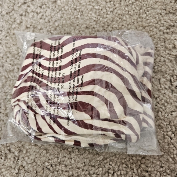 NWT Andie Swim The Portofino Bikini Top in Striped Truffle Animal Print M - Picture 4 of 11